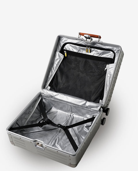 INV1611STP Sterling Silver 42L Middle