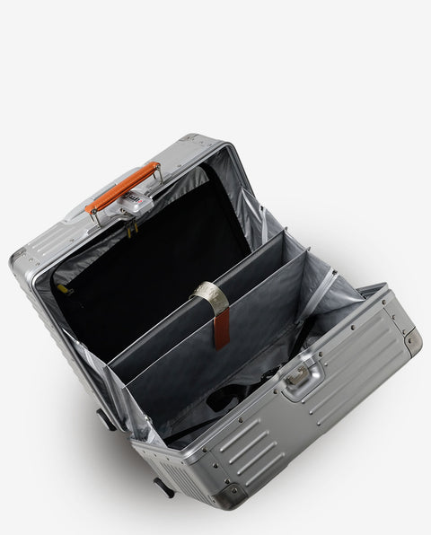 INV1611STP Sterling Silver 42L Middle