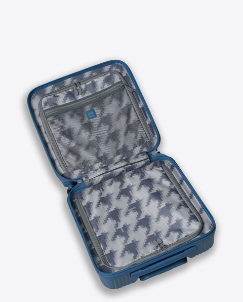 INV20 Blue Shadow 33L Cabin