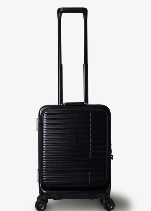 IP-105 Black Ink 40L Cabin