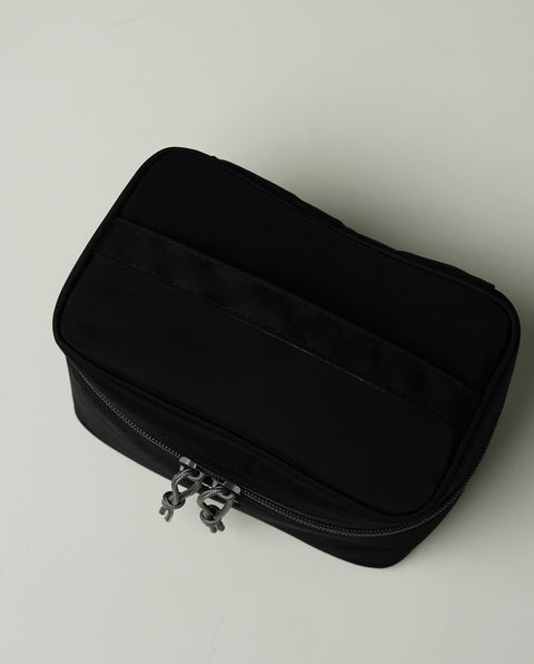 IB4930 Black Travel Multi Pouch