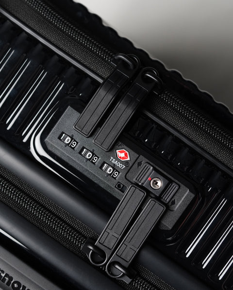 INV50 Shine Black 38L Cabin