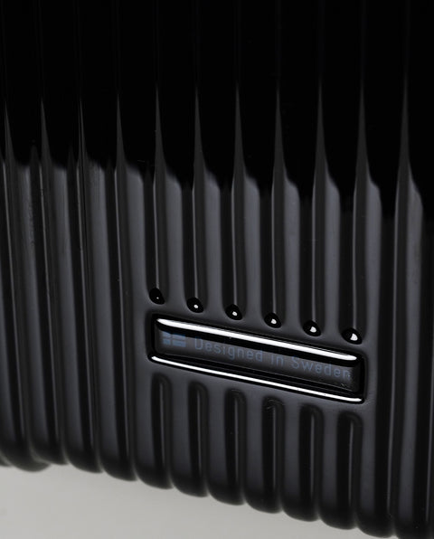 INV50 Shine Black 38L Cabin