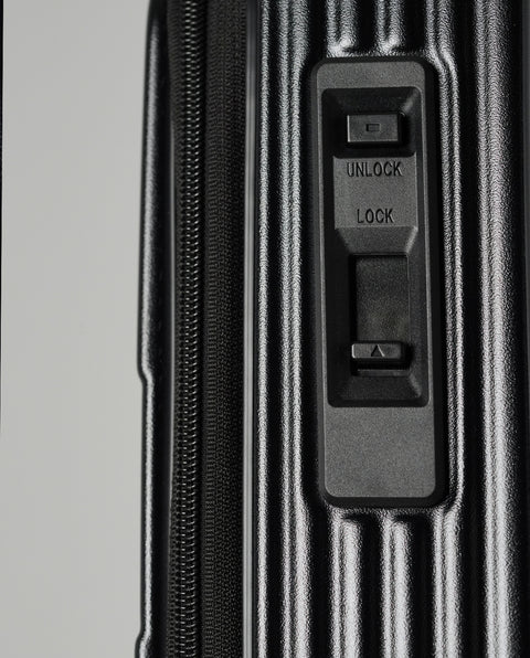 INV50 Real Black 38L Cabin