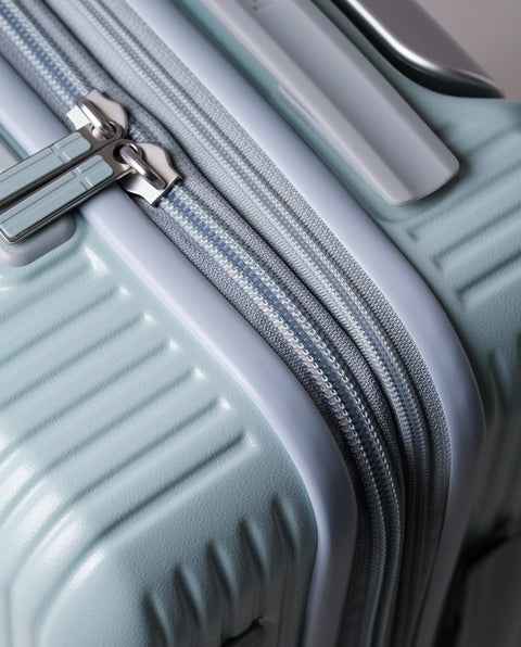 INV43EX Pale Blue 38L->43L Expandable