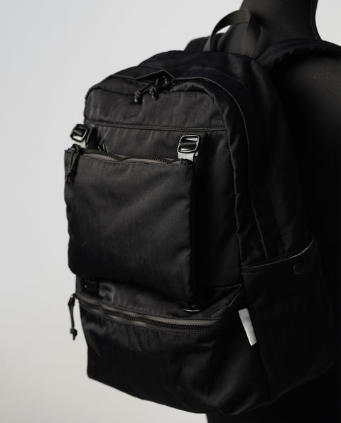 INB1001 Black 21L