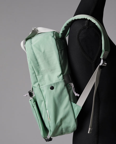 INB1002 Pale Green 18L