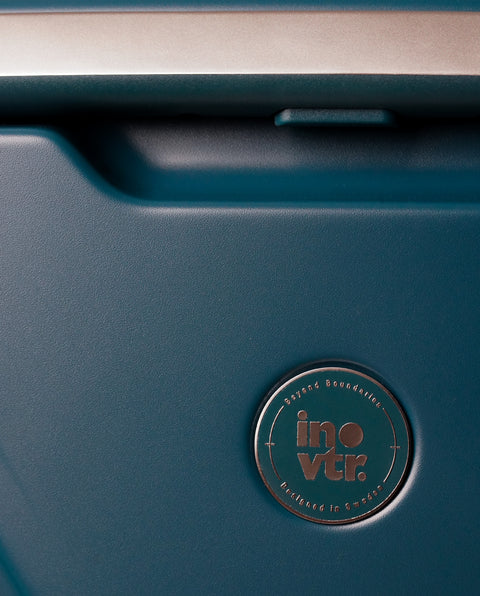 INV111 Forest Green 38L Cabin