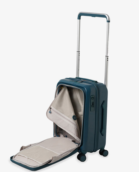 INV111 Forest Green 38L Cabin