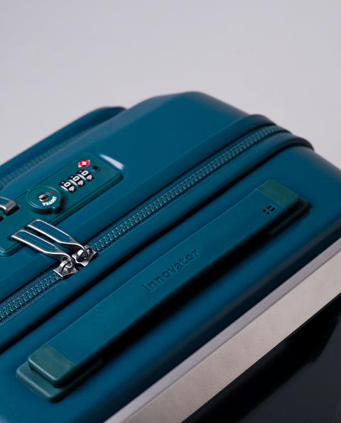 INV111 Forest Green 38L Cabin