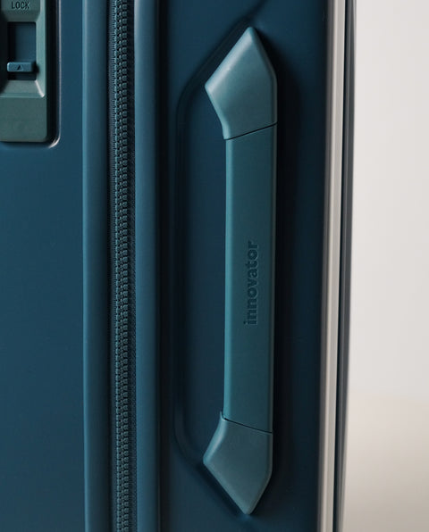 INV111 Forest Green 38L Cabin