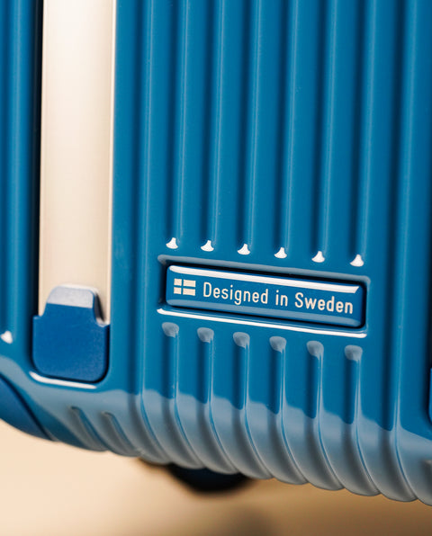 INV20 Neptune Blue 33L Cabin