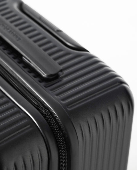 INV60 Real Black 62L Middle
