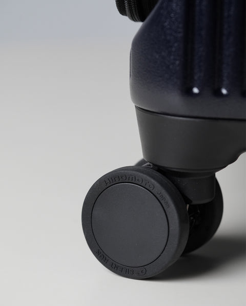 INV550DOR Dark Navy 45L Middle