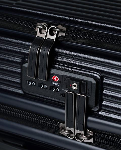 INV550DOR Dark Navy 45L Middle