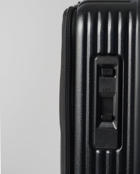 INV5EVA Black 38L Cabin with Garment Bag