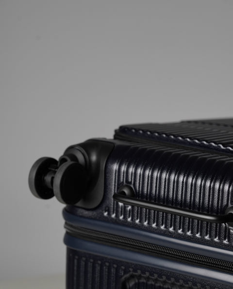 INV650DOR Dark Navy 75L Middle