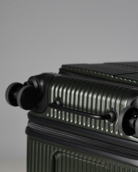 INV650DOR Olive Drab 75L Middle