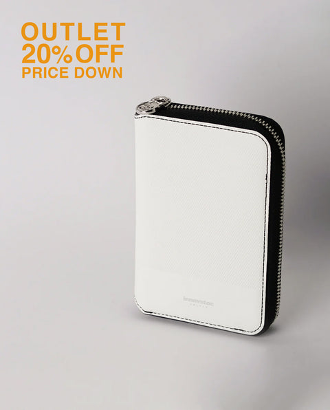 INW42 White Round Fastener Wallet M