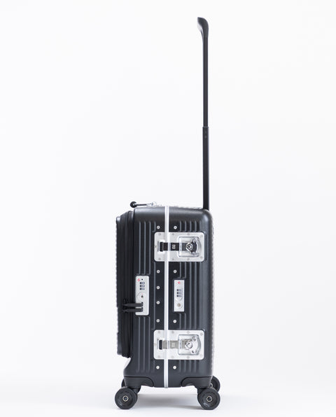 IP-105 Black Ink 40L Cabin