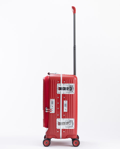 IP-105 Flame Red 40L Cabin