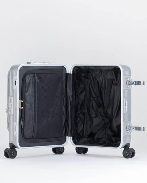 IP-105 Hairline Silver 40L Cabin
