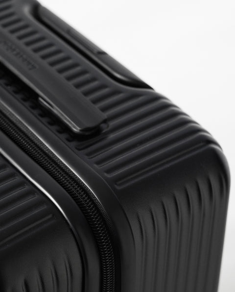 INV50 Real Black 38L Cabin