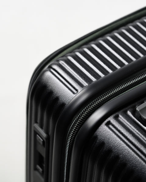 INV550DOR Mad Black 45L Middle