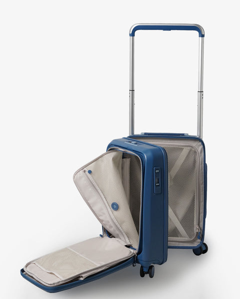 INV111 Island Blue 38L Cabin