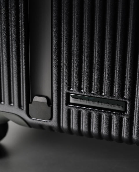 INV550DOR Mad Black 45L Middle