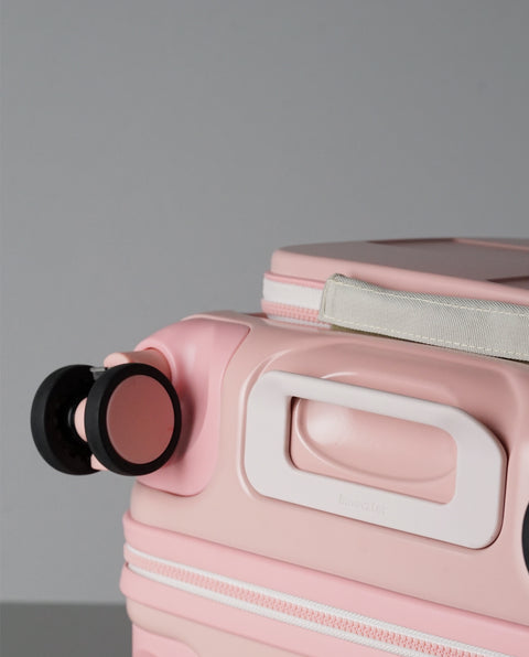 INV111 Coral Pink 38L Cabin