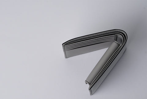 INW37 Black Bifold Wallet