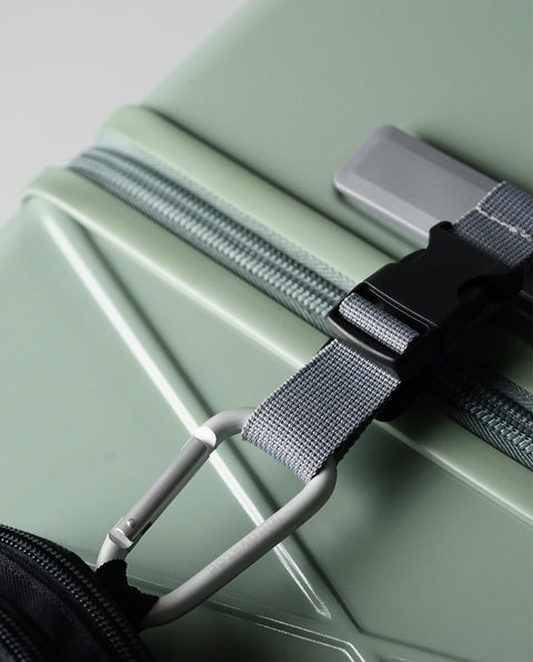 IW33 Sage Green 39L Cabin
