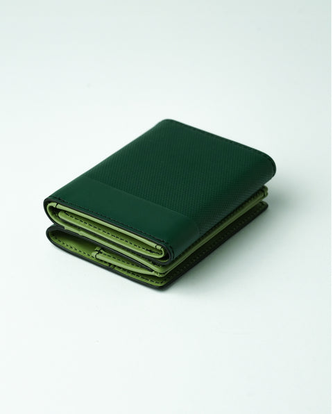INW33 Green Trifold Wallet