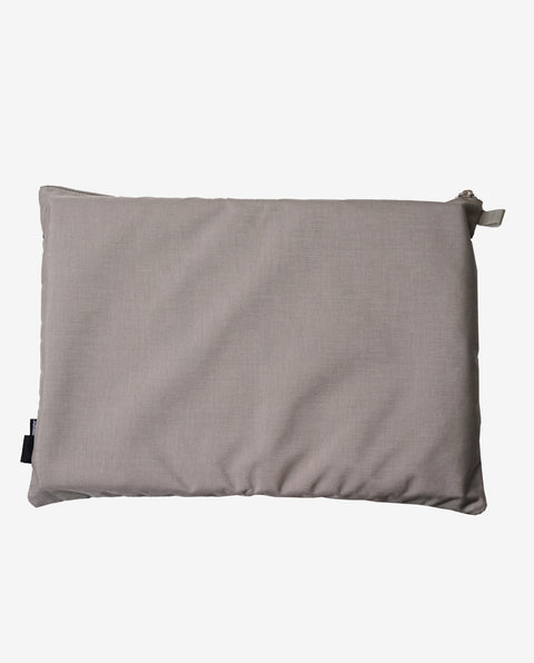 INT14L Gray Mesh Pouch L