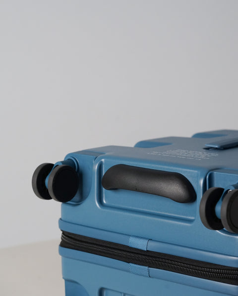 IW66 Fjord Blue 75L Middle