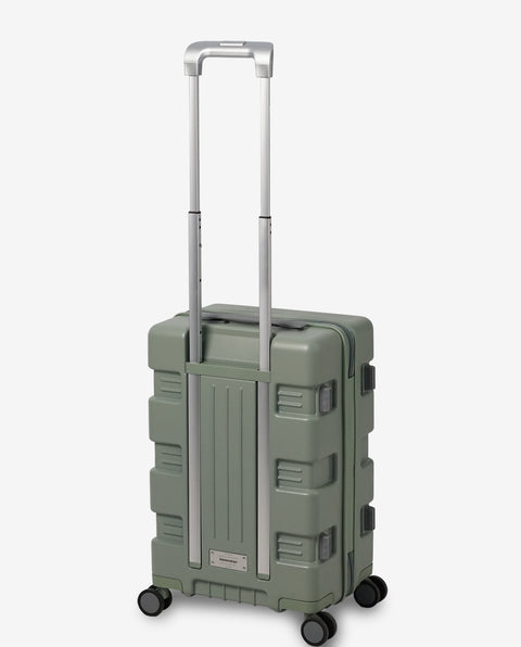 IW33 Sage Green 39L Cabin