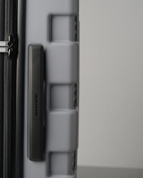 IW33 Rodeo Gray 39L Cabin