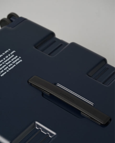 IW66 Deep Navy 75L Middle