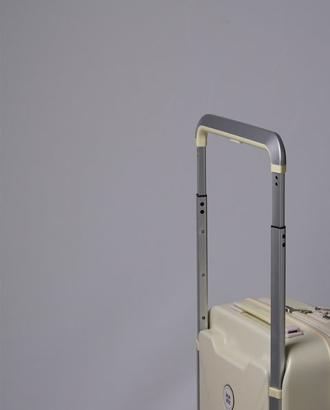 INV111 Franch Vanilla 38L Cabin