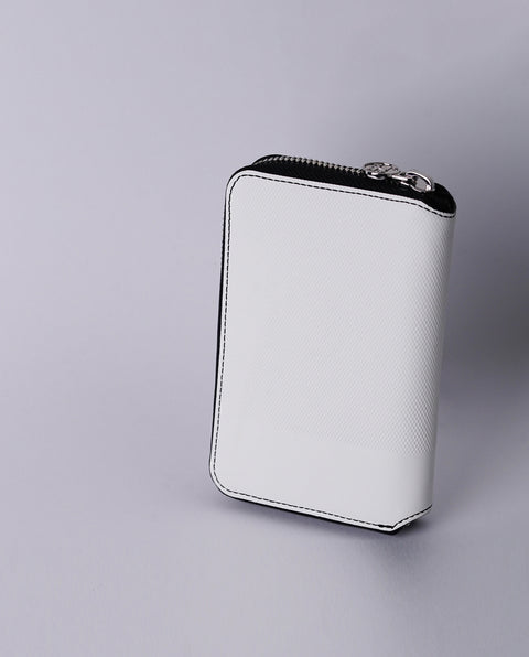 INW42 White Round Fastener Wallet M
