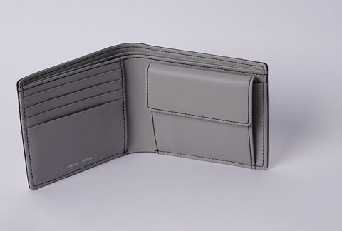 INW37 White Bifold Wallet