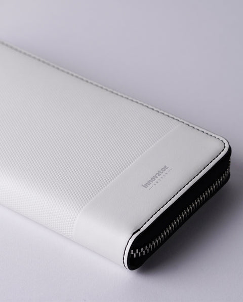 INW48 White Round Fastener Wallet L