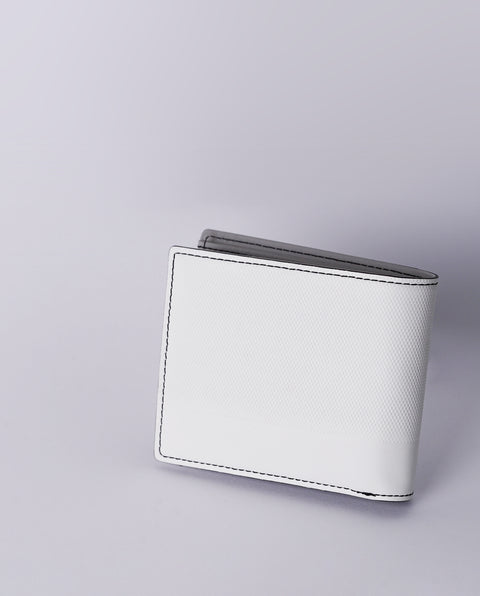 INW37 White Bifold Wallet