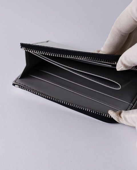 INW27 White Half Zip Wallet