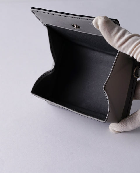 INW20 White Coin Case