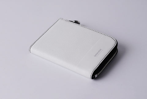 INW27 White Half Zip Wallet