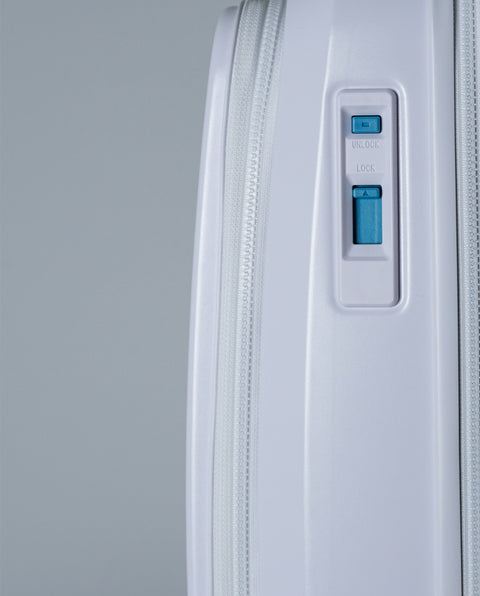 INV111 Ice White 38L Cabin