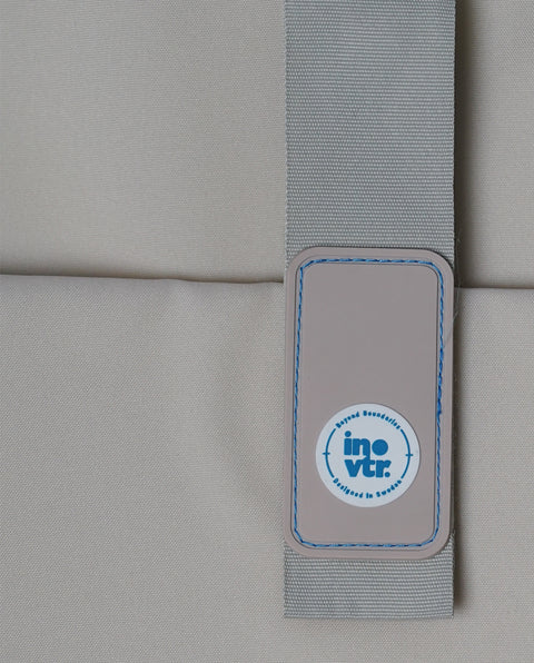 INV111 Ice White 38L Cabin