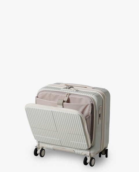 INV20 Shiny off White 33L Cabin